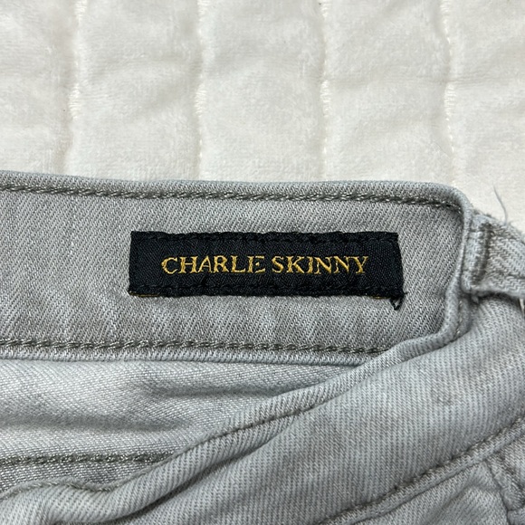 Lucky Brand Charlie Skinny Jeans - Size 00/24R - Picture 7 of 13